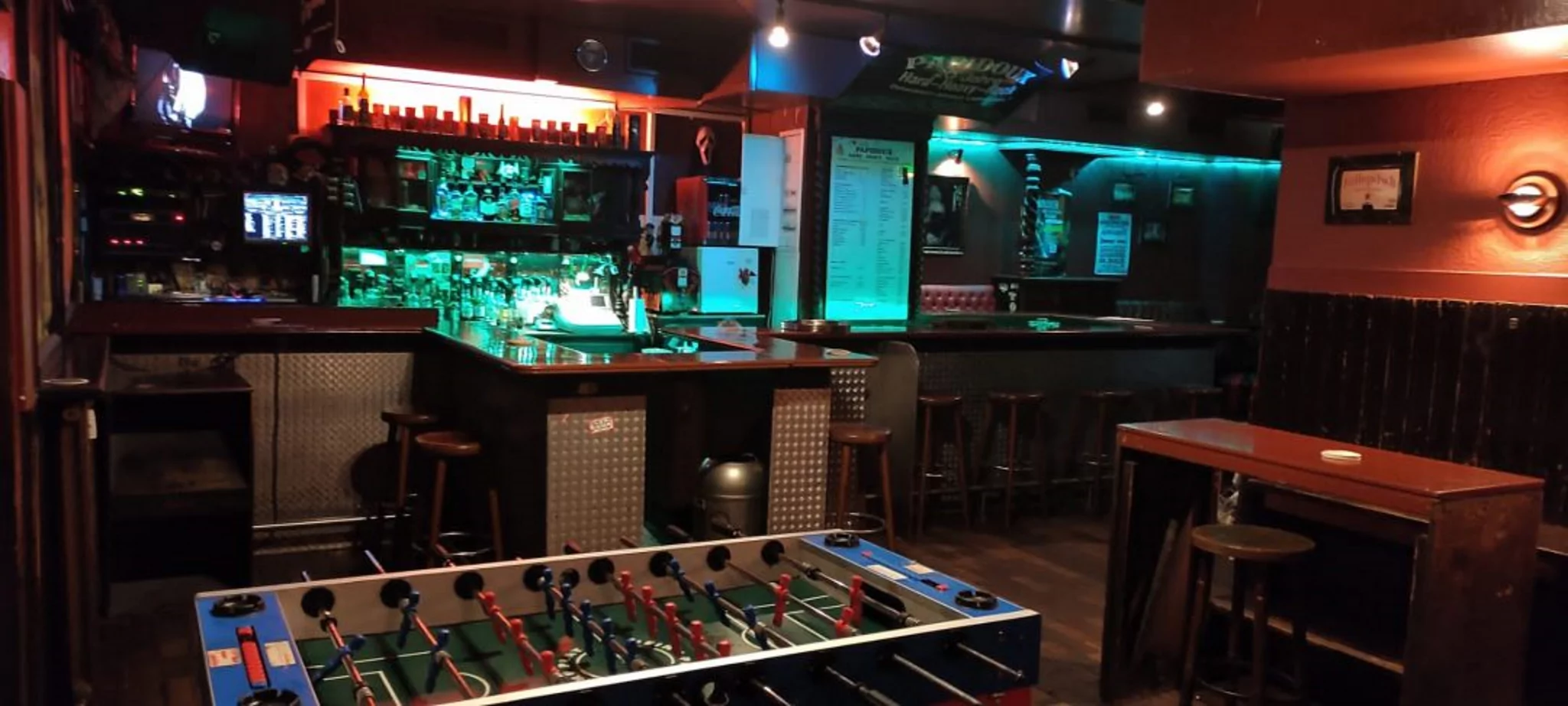 Papidoux Düsseldorf | Die Metal Kneipe in der Altstadt