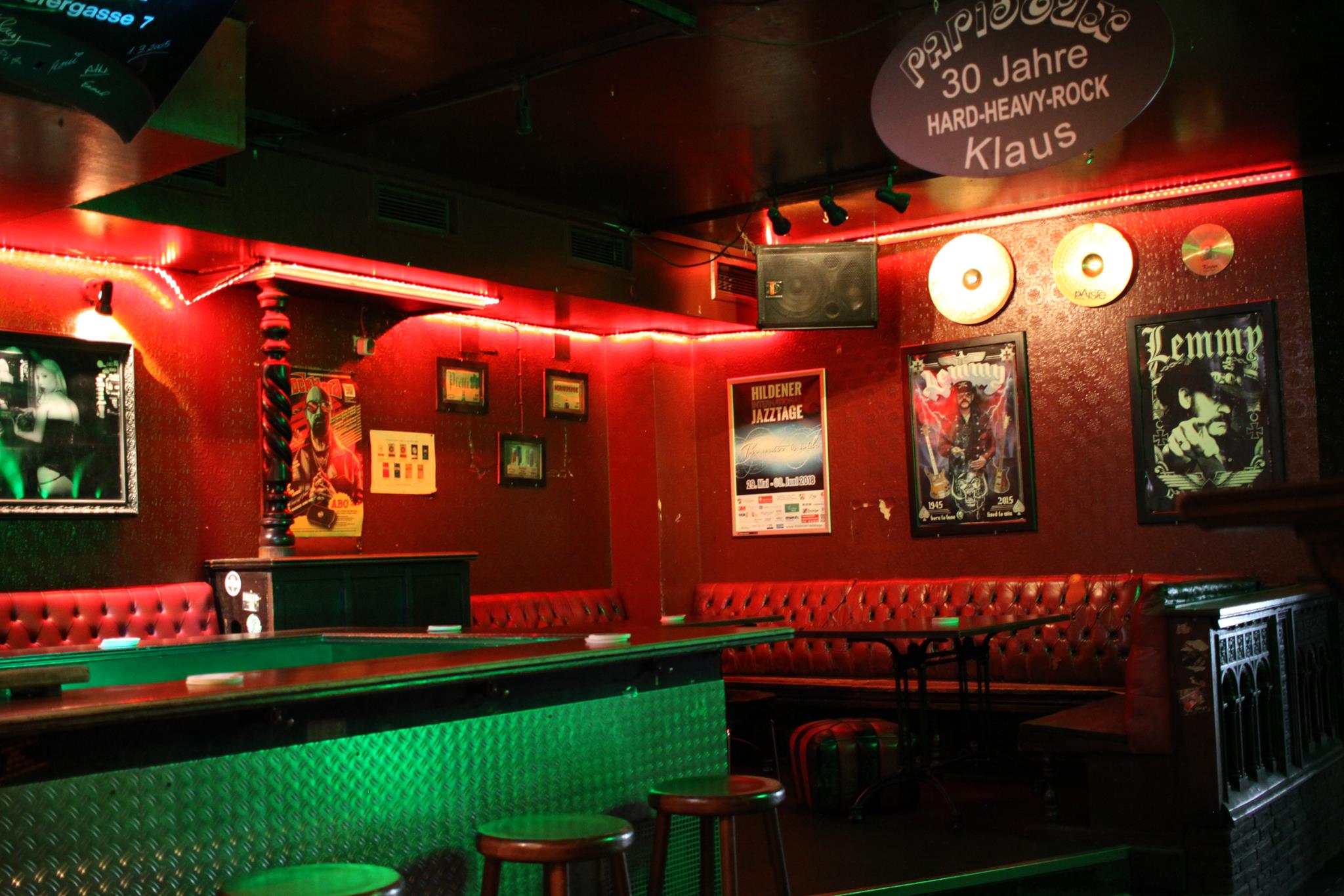 Papidoux Düsseldorf | Die Metal Kneipe in der Altstadt